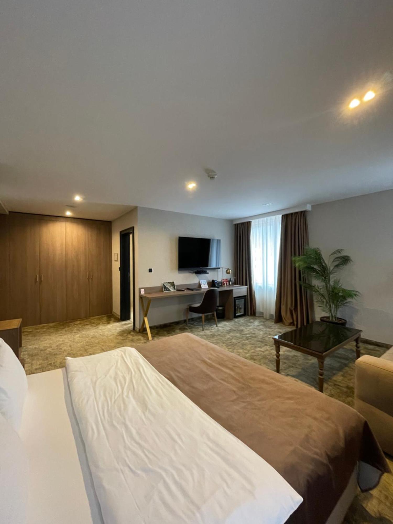 Hotel Terme 36.6 Priboj Buitenkant foto